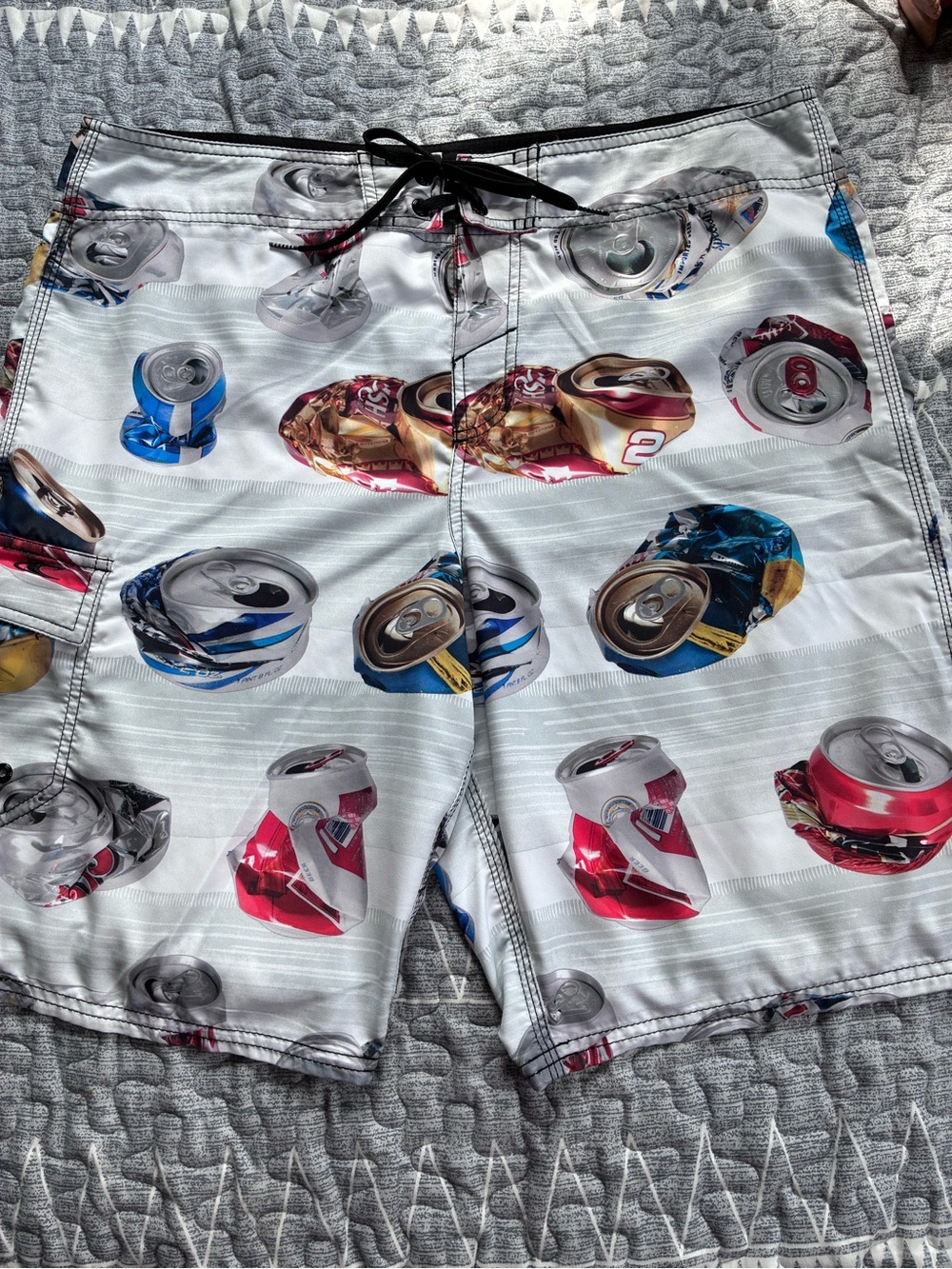 O'Neill Mens Sz 36 Board Shorts Crushed Beer Cans